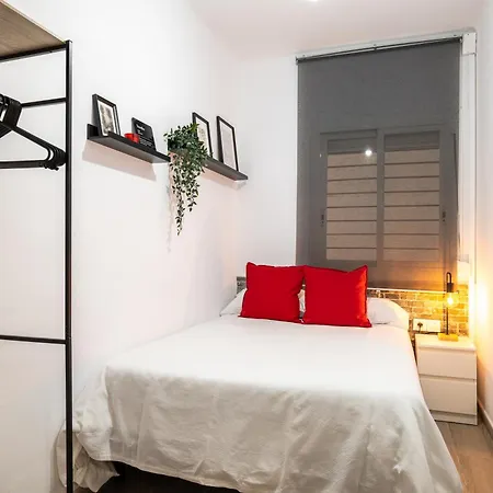 Apartment, Next To The Sea * Premia De Mar